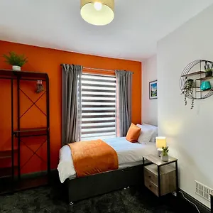 https://great-for-contractors-or-family-holidays-birkinhse.hotelsin-nottingham.com