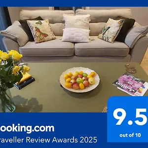 Rose Garden Retreat Homestay